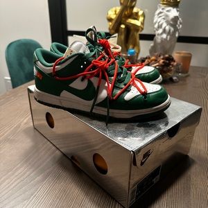 Nike x Off-White Dunk Low “Pine Green” 7